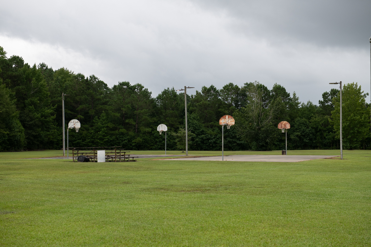 empty outdoor basketball court